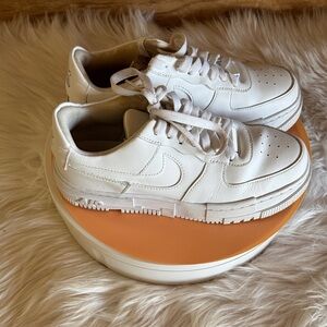 NIKE AF  Sneakers with Logo Detail US 8